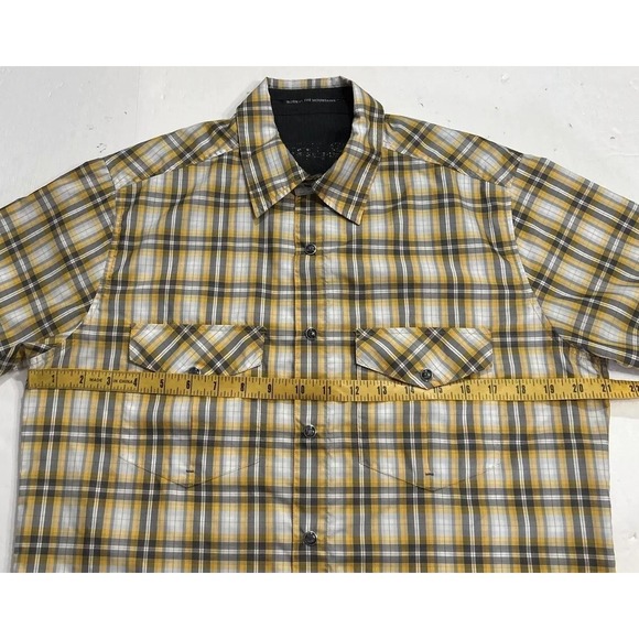 Kuhl Mountain Grown Snap Front Plaid‎ Shirt Sz Small Short Sleeve 100% Poly 🥾 - Picture 5 of 11